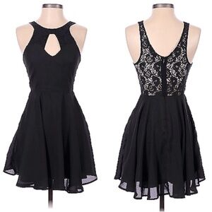 L’atiste by Amy Lace Back Dress | SIZE S
